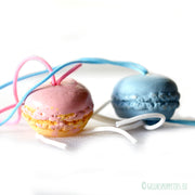 Lucky doll macarons pink and blue
