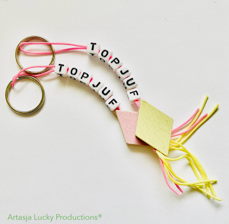 Card "it was SPEKtacular" with bacon keychain