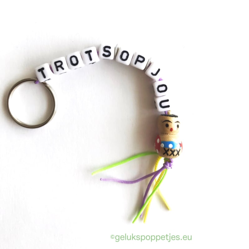 Proud of you keychain with wooden lucky charm