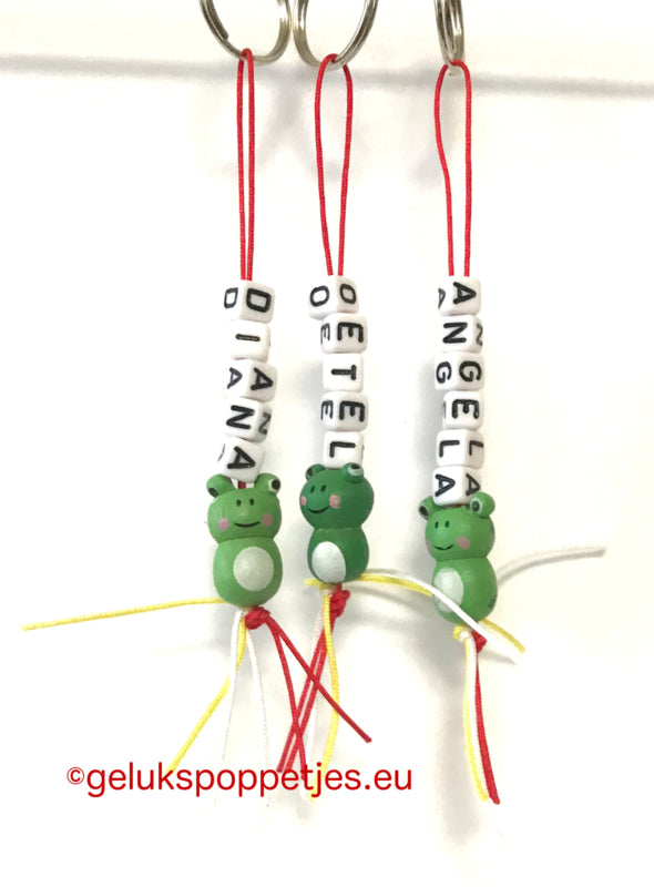 Keyring oetel with lucky frog doll and oetel strings