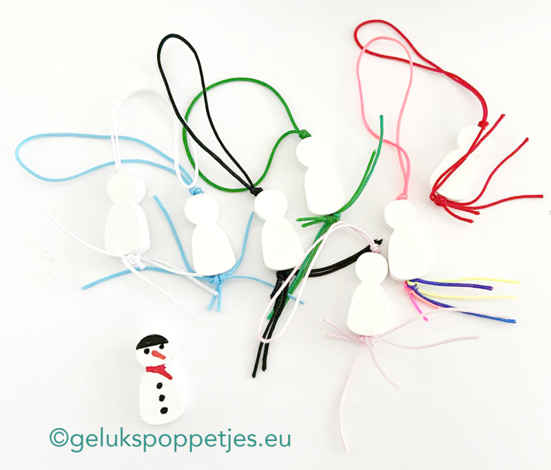 White flat lucky dolls