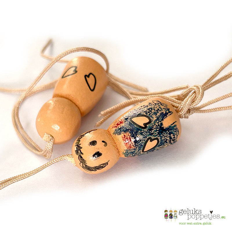 Lucky doll natural with hands