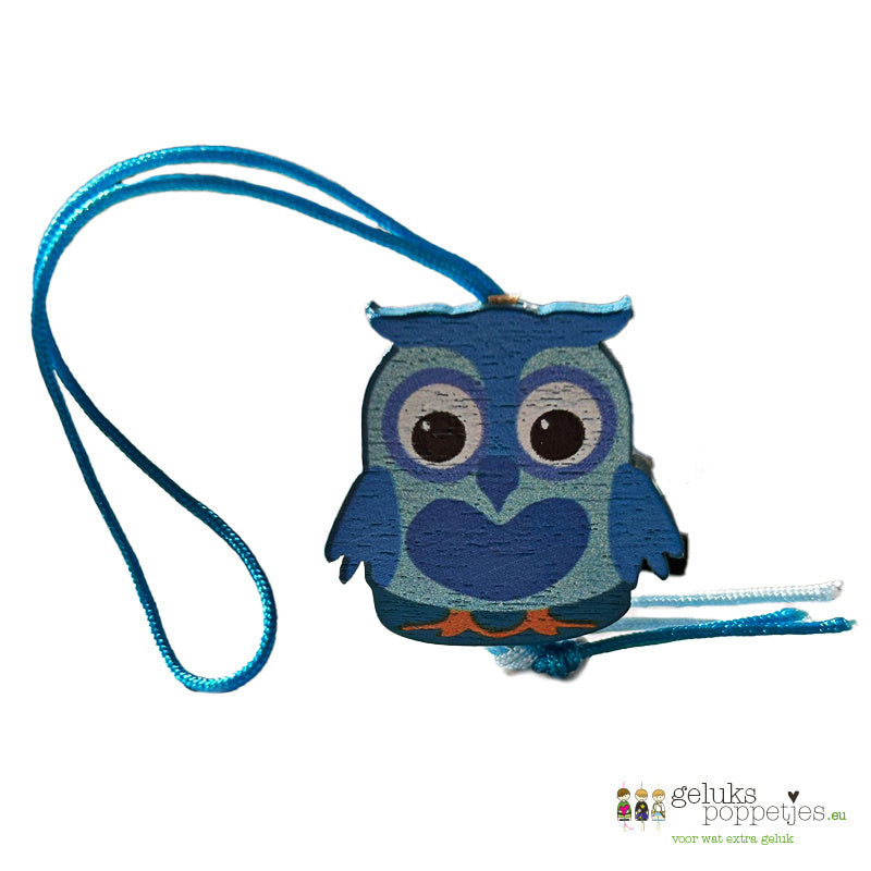 Lucky owl doll with heart