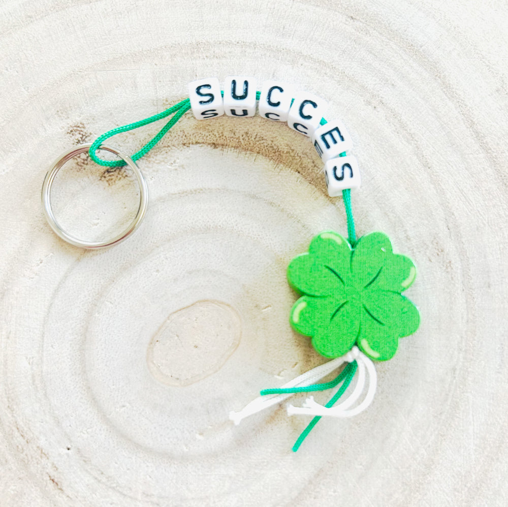 Keyring good luck with lucky clover doll